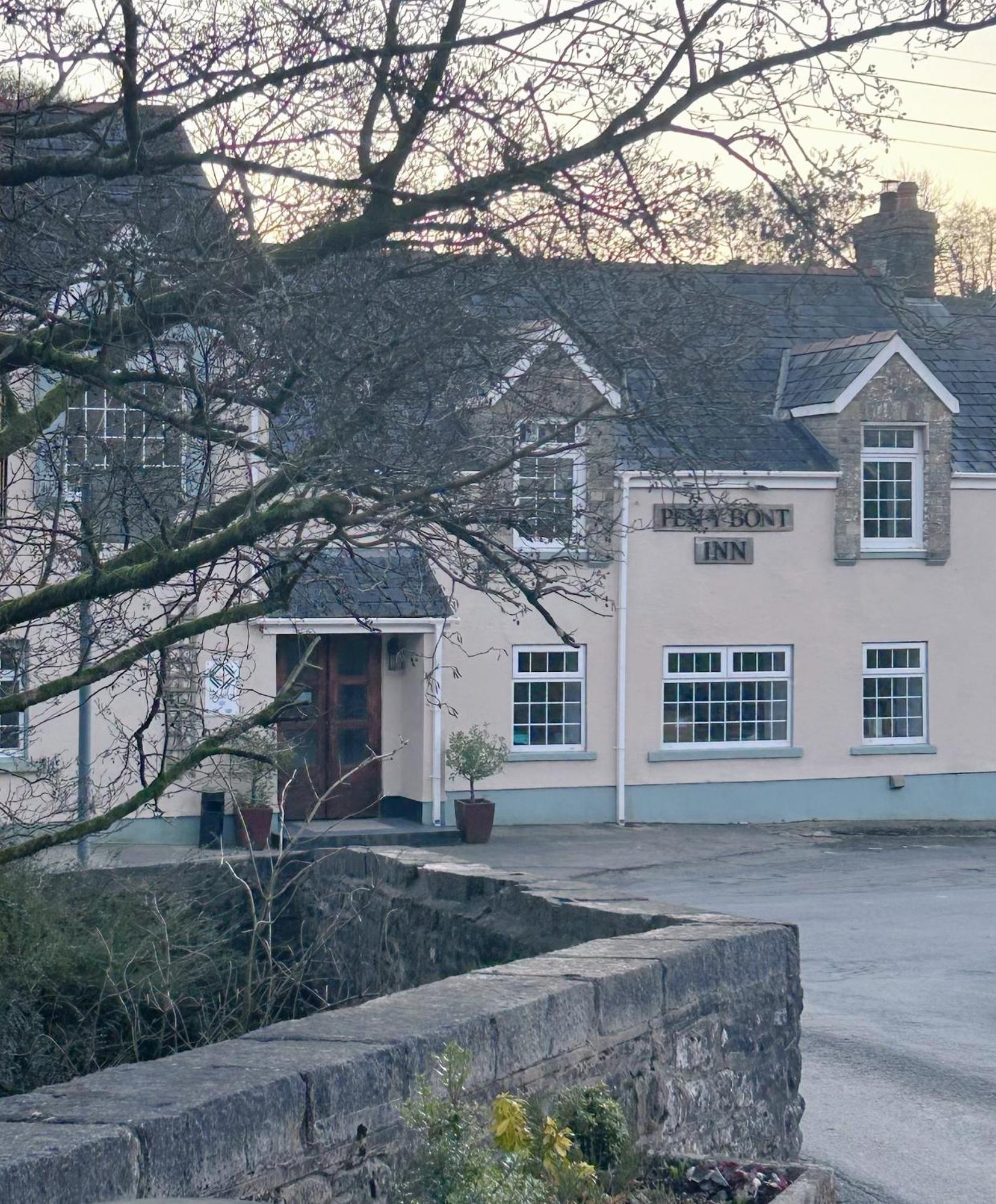 Penybont Restaurant + Inn Carmarthen Exterior foto